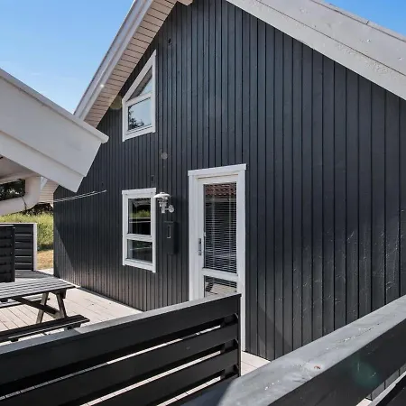 Holiday home Bente - 800m From The Sea In Nw Jutland By Interhome