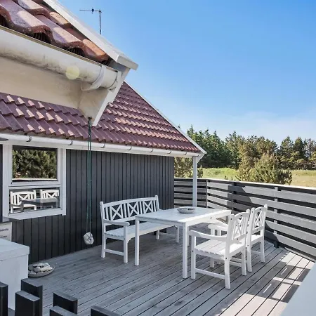 Holiday home Bente - 800m From The Sea In Nw Jutland By Interhome *
