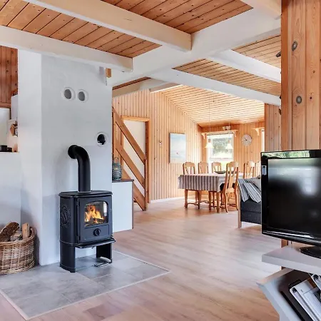 Holiday home Bente - 800m From The Sea In Nw Jutland By Interhome Thisted
