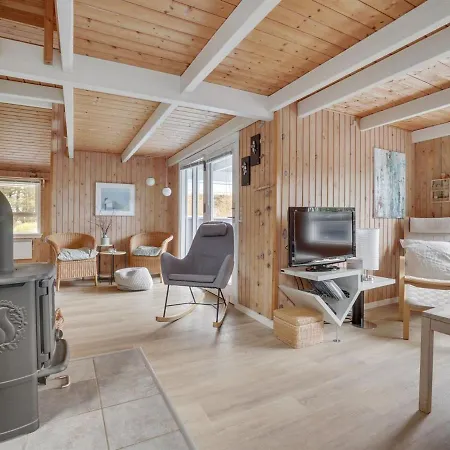 Bente - 800m From The Sea In Nw Jutland By Interhome Holiday home